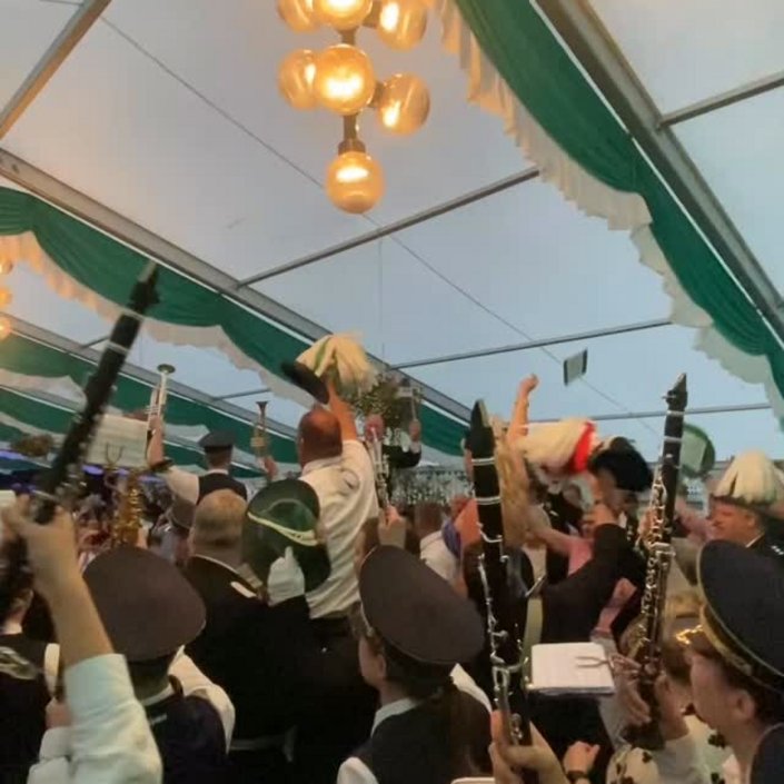 🥳 Am Donnerstag ist es wieder soweit: Die diesjährige Schützenfestsaison startet! 🥁🍻🎶 Auftakt ist am 14.05. & 15.05. in...