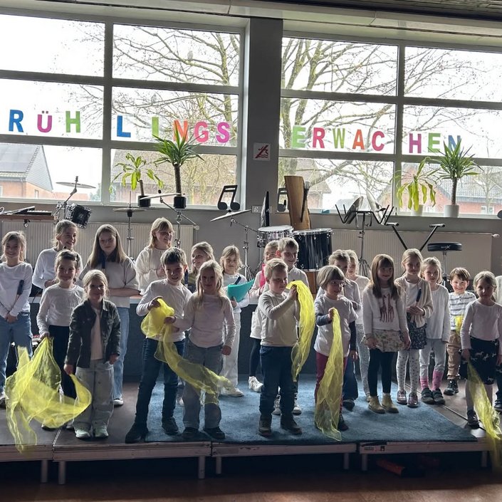 🌸 Frühlingserwachen im Swinging Pool 🌸

Heute haben die Kleinsten vom Musikzug Gescher vor Familie und Freunde gezeigt,...